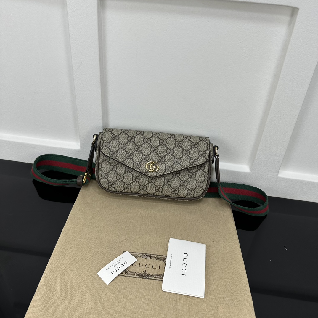 Gucci Satchel Bags